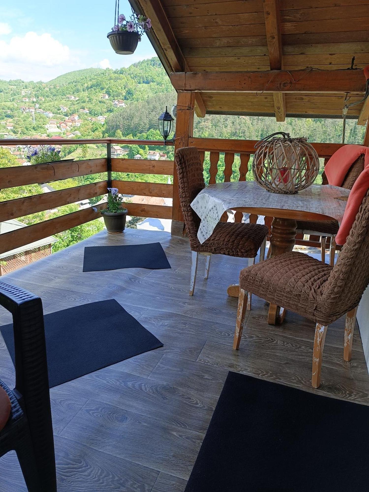 Privatni Smjestaj Kurtalija Hotell Jajce Exteriör bild